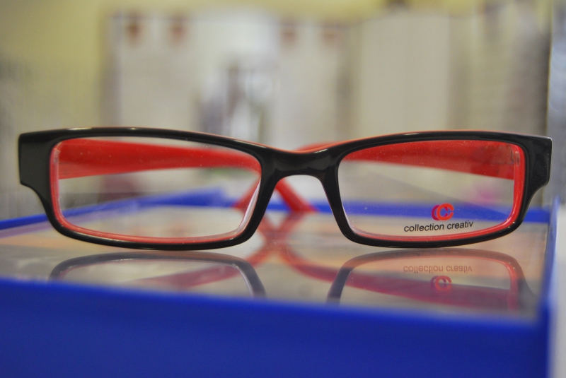 opticien-BARGEME-min_view-sight-lens-frame-optics-spectacles-1141012-pxhere.com